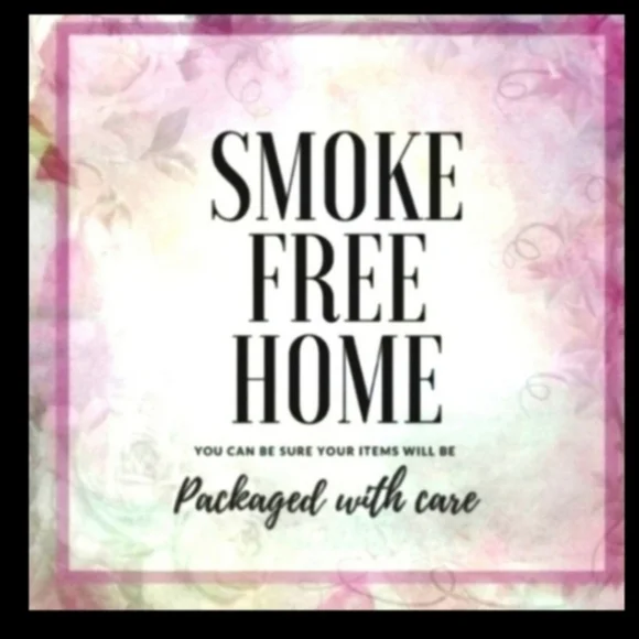 Floral Pink Blouse. Excellent Condition NWOT Size Small - Picture 12 of 12